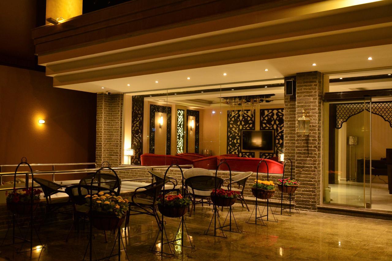 Home Inn Hotel Suites Al-Chubar Zewnętrze zdjęcie