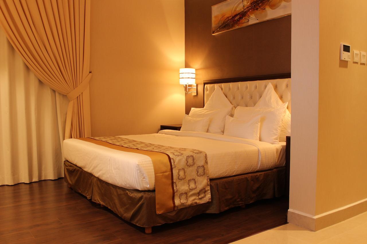Home Inn Hotel Suites Al-Chubar Zewnętrze zdjęcie